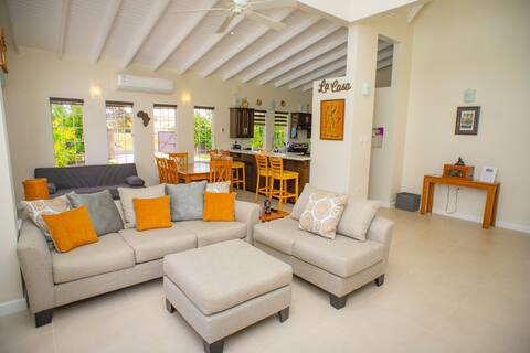 La Casa de Serenidad, Juego & Familia