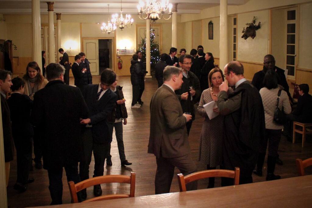 At a reception in the college, parents and friends are welcomed in the Refectory.