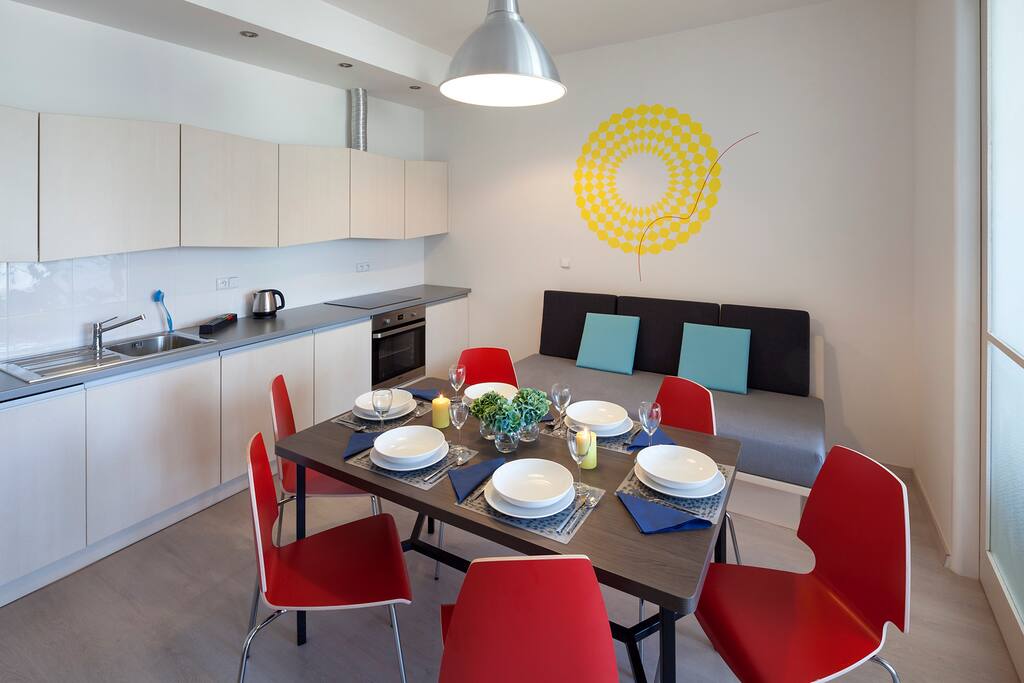 Squeaky clean kitchen with all necessary equipment