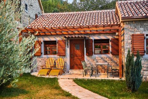 Eco Resort Cermeniza - Villa Chardonnay
