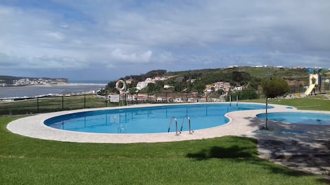 Top Airbnb: 2 Bed GF Apartment overlooking Obidos Lagoon in Foz Do Arelho