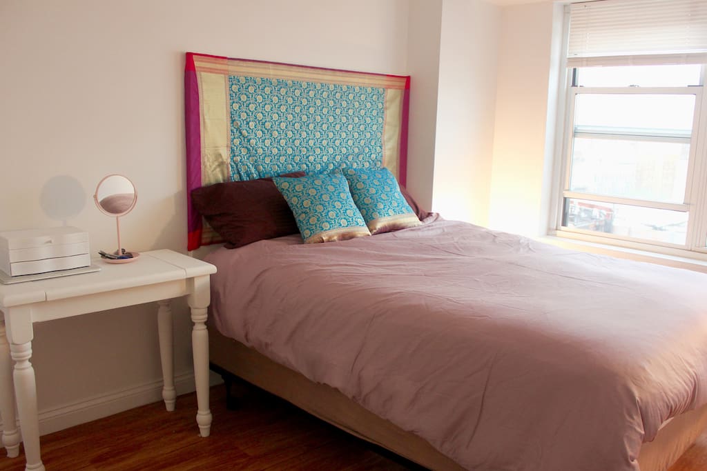 Private bedroom with city views