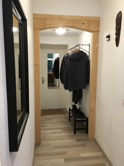Der Eingangsbereich von der Wohnung aus gesehen