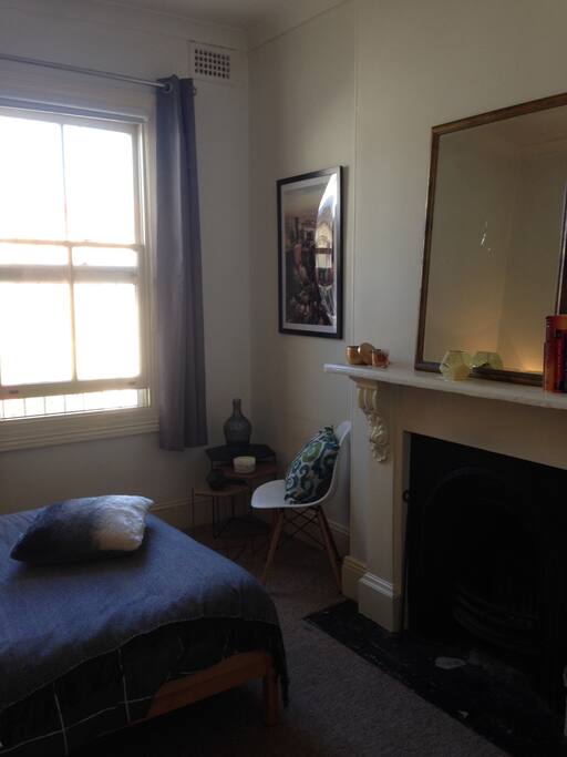 Bedroom in a beautiful house in Sydney's centre.