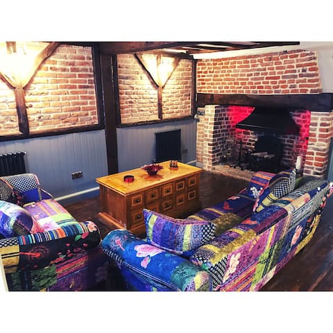 Successful Airbnb property: Grace Cottage period features 2 bed Sandwich in Dover