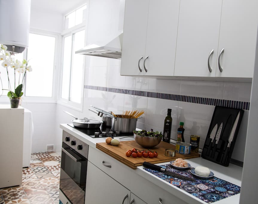 Cocina funcional y completamente equipada