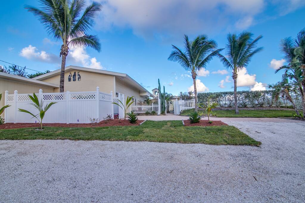 6915 Highway A1A Oceanfront Duplex in Melbourne Beach, FL