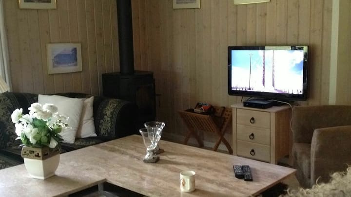 Med Svalegang Og Overbygget/delvis Lukket Terasse - Dinamarca