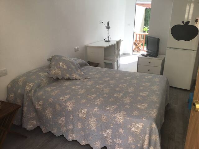 Cozy charming room near the sea