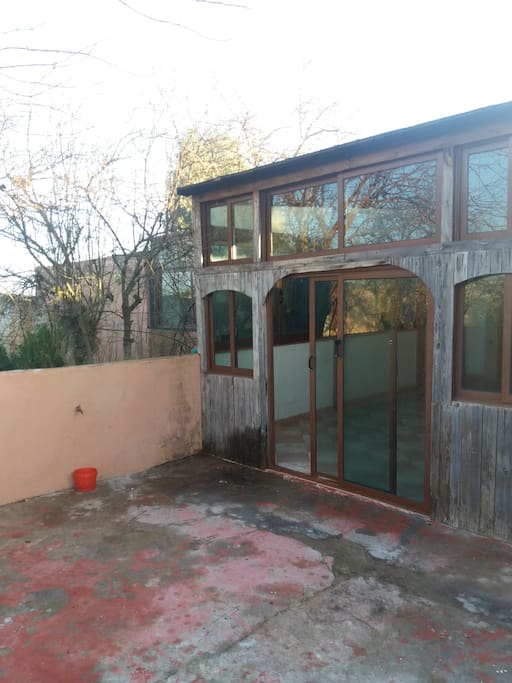 Entrée par la terrasse