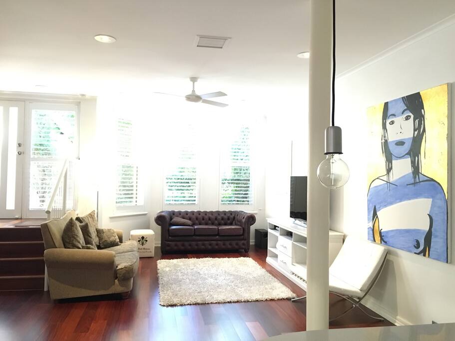 Lounge area.