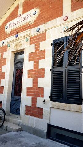 Maison de charme avec piscine centre Bordeaux gallery image 2