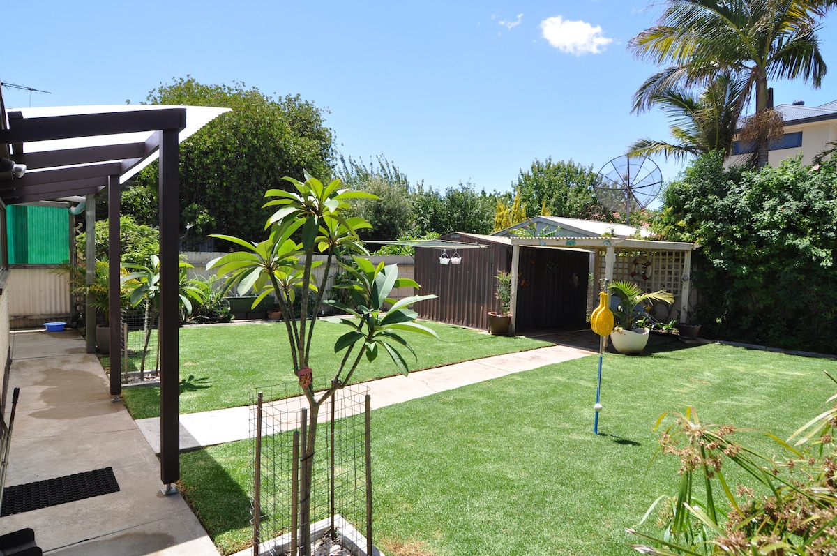 The BEST Pet Friendly Airbnbs in Adelaide, SA BeeLoved City