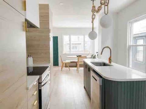 Luxurious 3 Br 2.5 Ba Prime Park Ave. Location