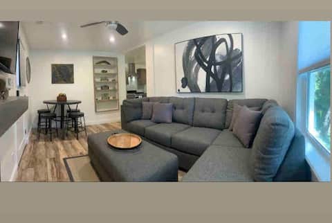 Treescape, a perfect modern, rustic, SV getaway.