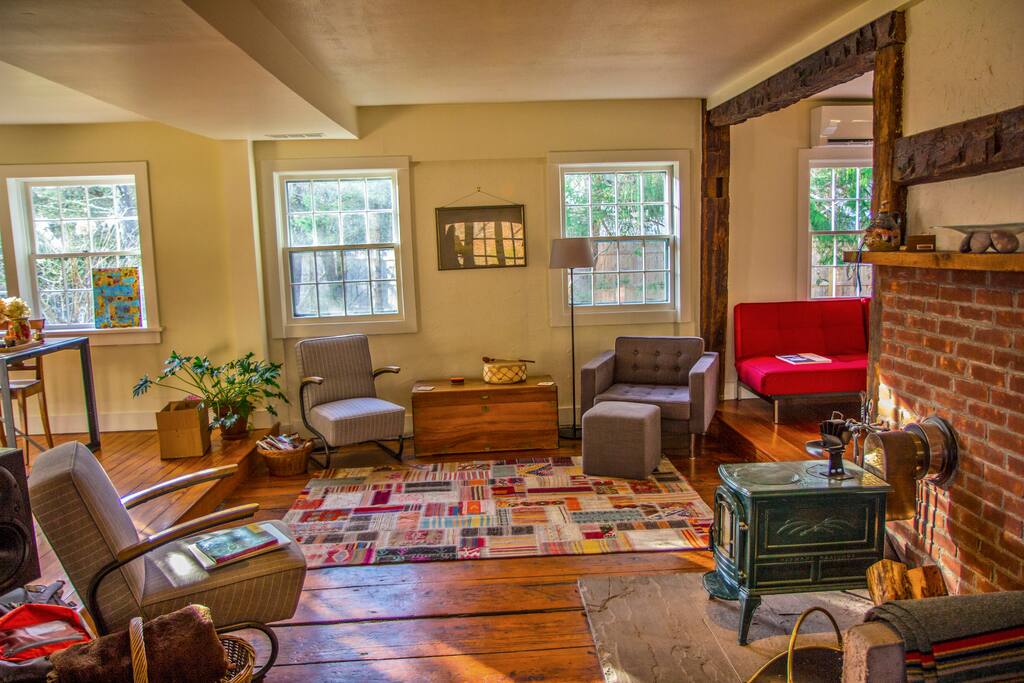 Living room.