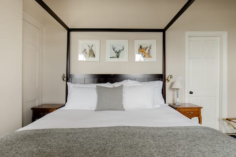 Georgian Townhouse in Kinsale Town Centre