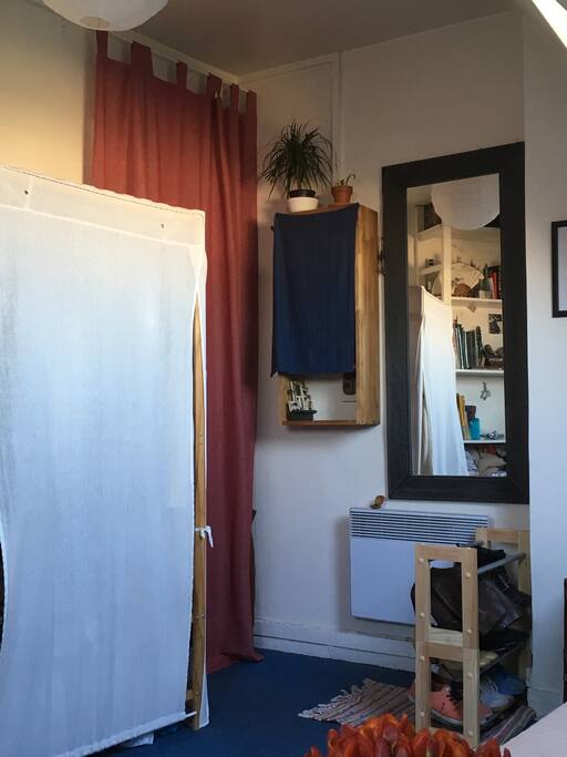 Entrance, wardrobe
