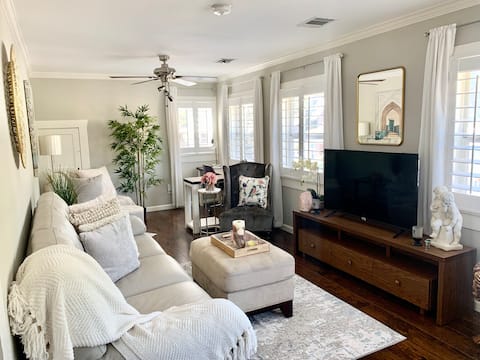 Popular Airbnb listing: Cozy Apt, free pgp, near all major attractions. in Magnolia Park