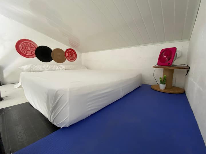 Mezzanine with double mattress