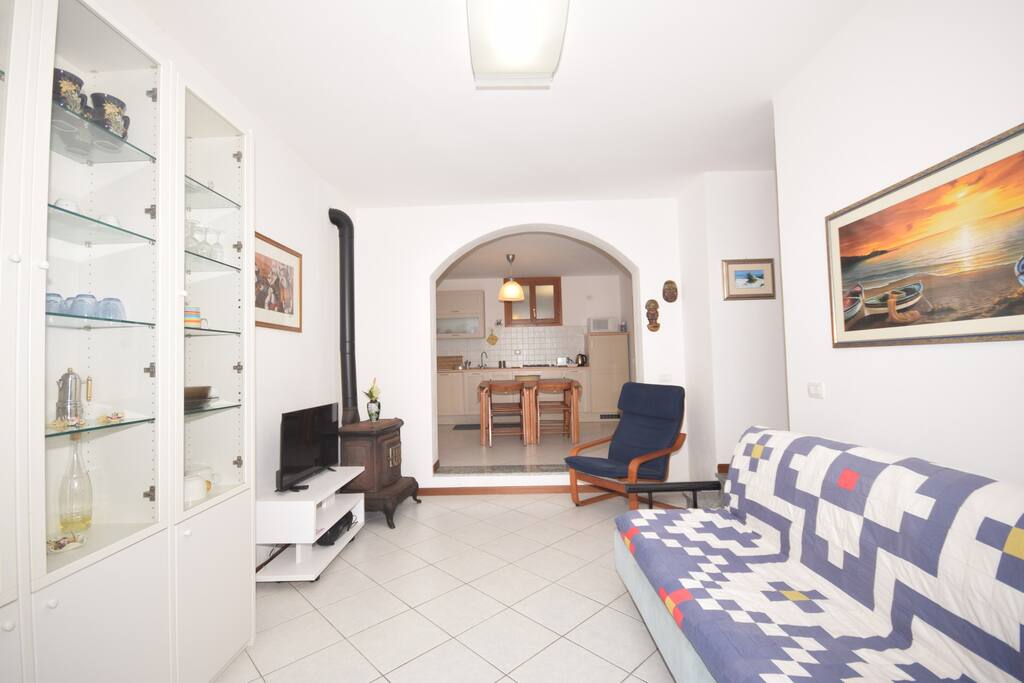 Sala con vista cucina