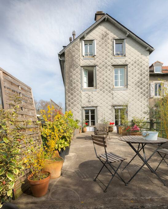 Terrasse pour prendre son petit déjeuner