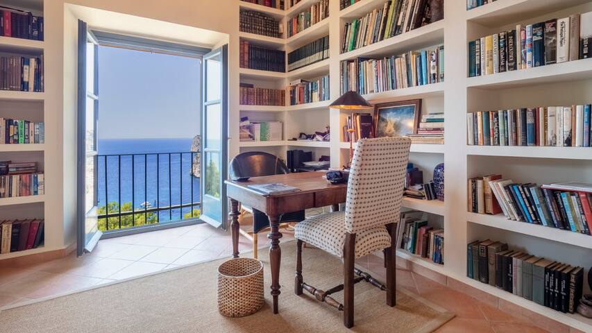 Fabulous views at Cala Llamp gallery image 2