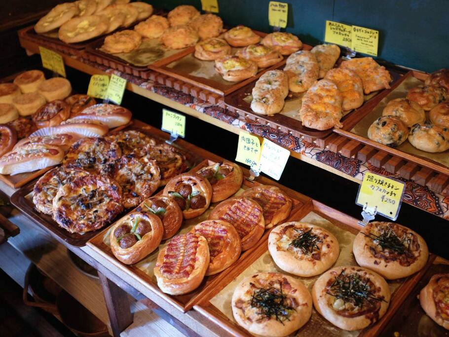 小而破的店面 有最朴实也最好吃的面包 东京旅游攻略 尽在airbnb爱彼迎