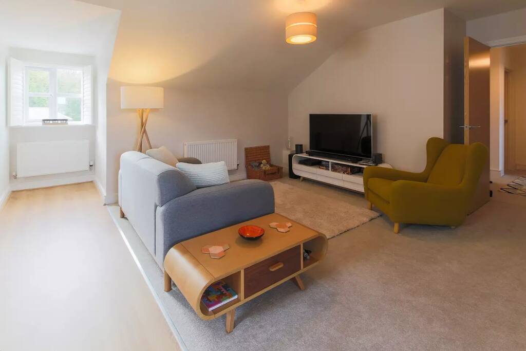 Snug seating