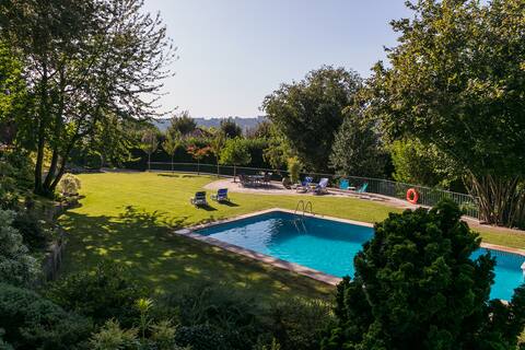 Torrinheira ~ Private Family Pool Villa