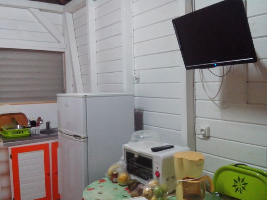 Salle à manger + cuisine