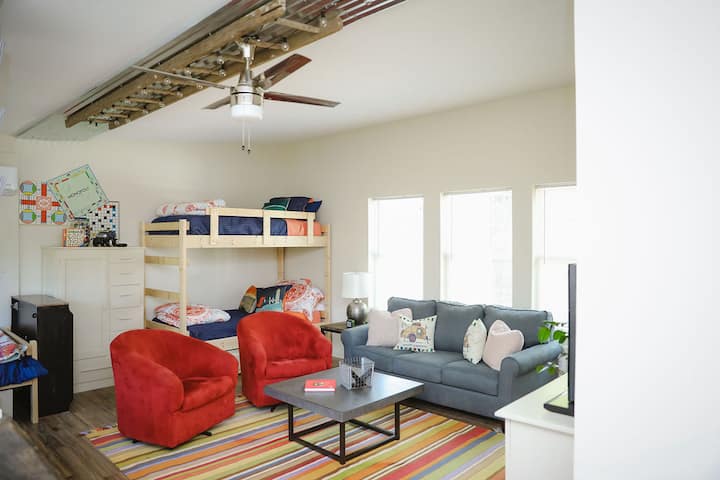 Queen sleeper sofa with memory foam mattress, 3 xl twin beds with memory foam mattresses, TV, books and games on second floor.