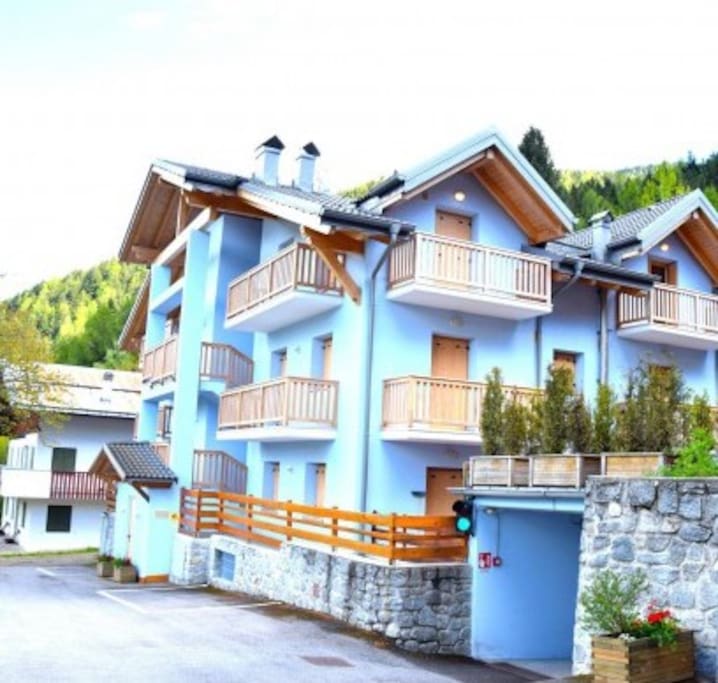 Building - general view