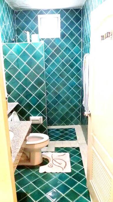 Bagno con doccia