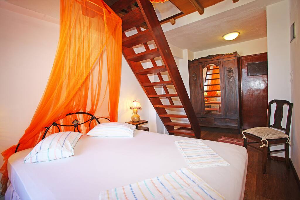 double bedroom