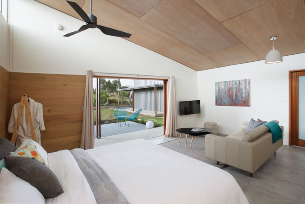Open plan spacious living and bedroom