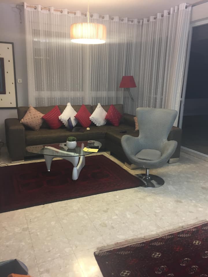 Picha ya Vyumba 5 huko Tel Aviv karibu na ufukwe 1