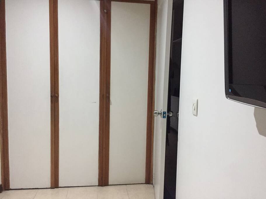 Closet amplio.