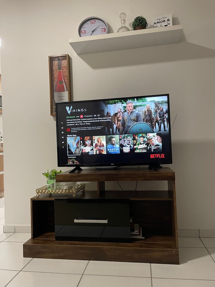 Apartamento Encantador Com Churrasqueira - Criciúma