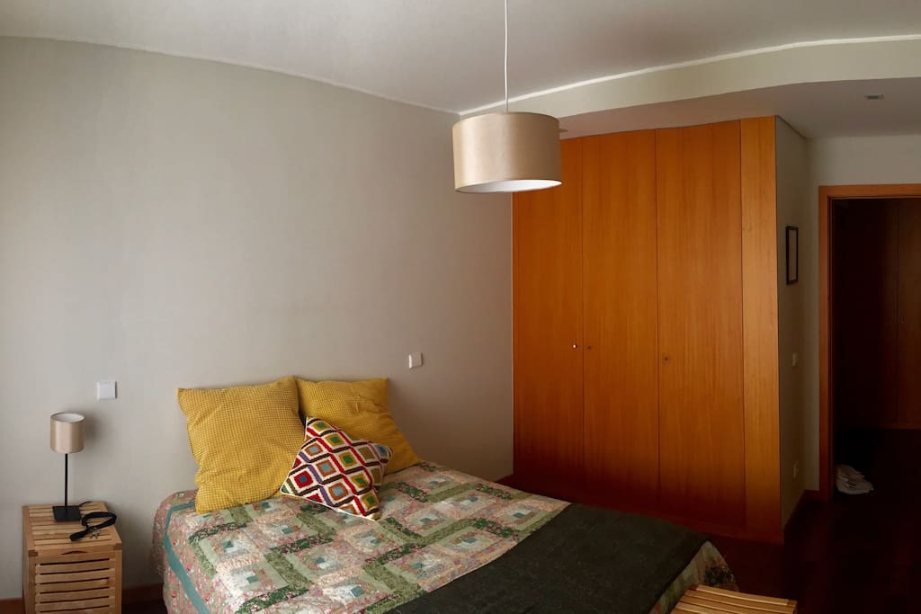 Room prepared for a single person or couple