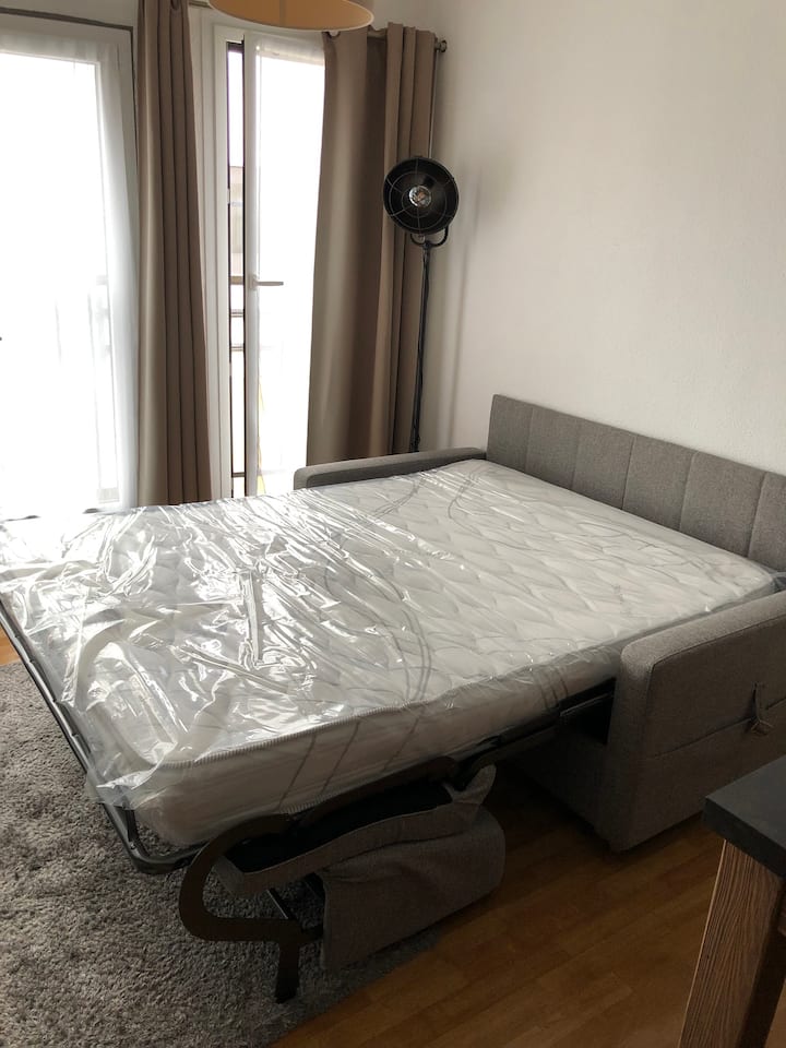 Sofá abierto - cama 140 X 190 - colchón de 17 cm de grosor