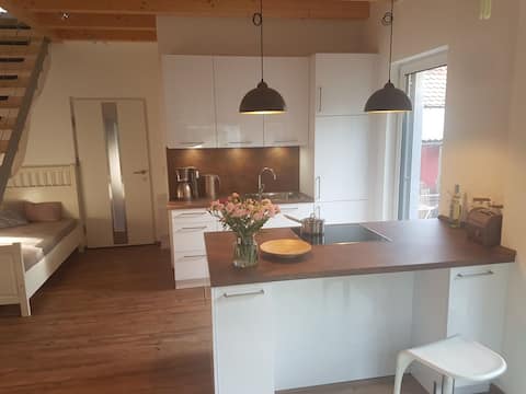 Studio in the countryside - for transit or short vacation