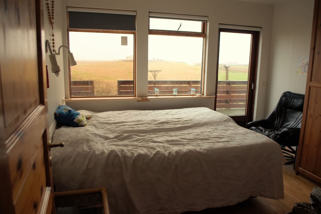 Double-Bedroom with view on Eyjafjallajökull