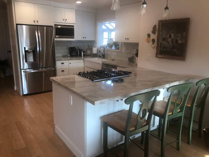 Top 12 Airbnb Vacation Rentals In Fountain Valley, California Updated