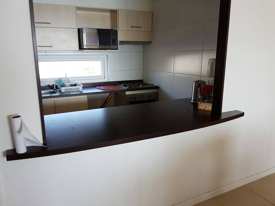 Cocina y su mesón.