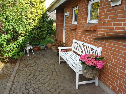 house with 3 bedrooms for rent in Brande. 4 beds.