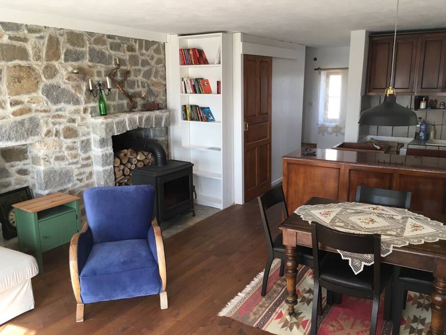 Living Room+Kitchen