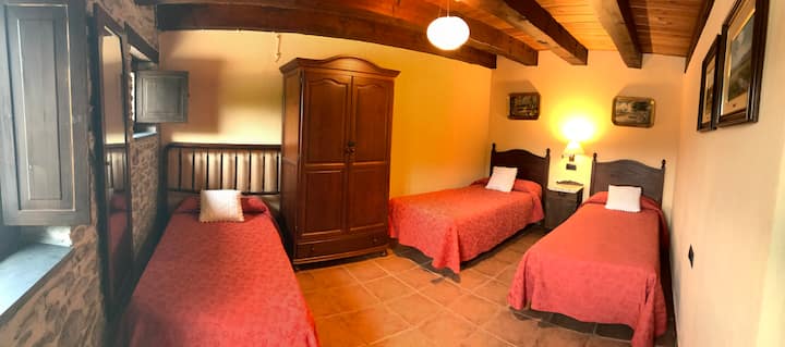 Პირველი სართულის ოთახი