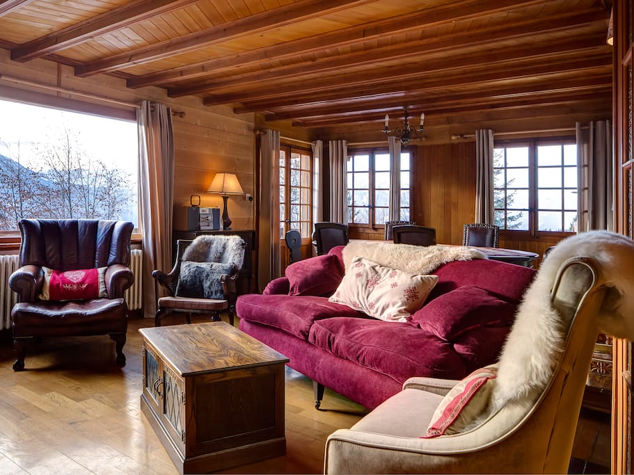 Sitting room with incredible views