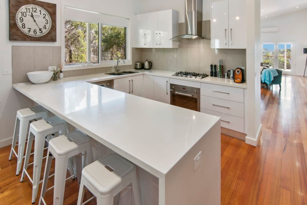 Kitchen - Carramar Views